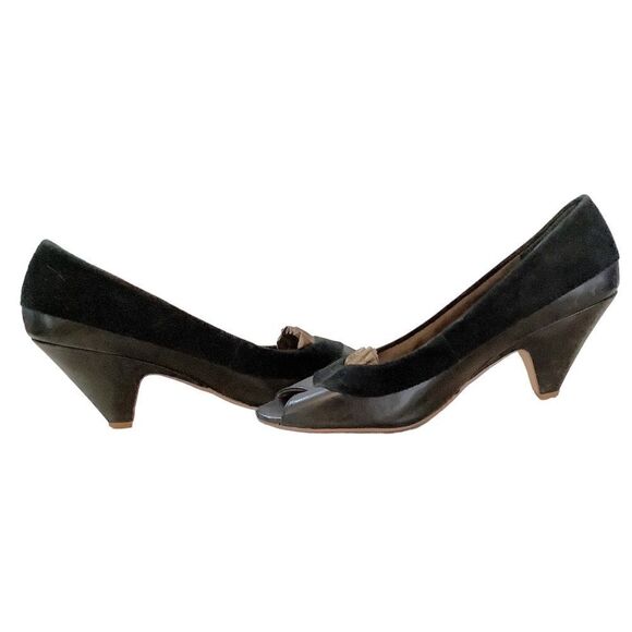 Seychelles Black and Suede Leather Peep-Toe 3.25” Heels 9 - Picture 3 of 9